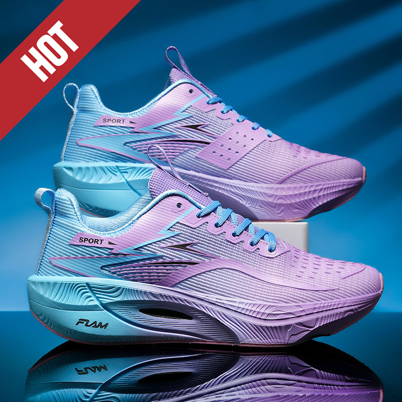 รองเท้าวิ่งคาร์บอนบอร์ด แอร์คุ - Running Shoe Carbon บทวิจารณ์และราคา