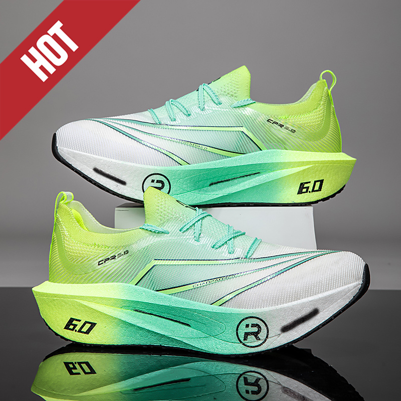 รองเท้าวิ่งคาร์บอนบอร์ด แอร์คุ - Running Shoe Carbon บทวิจารณ์และราคา