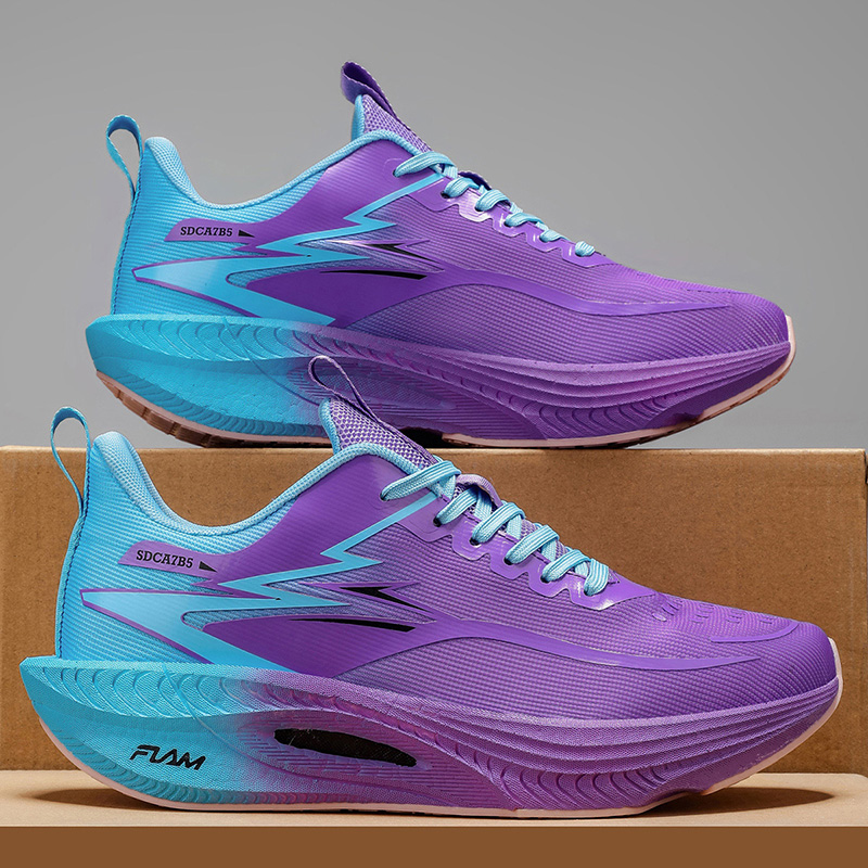 รองเท้าวิ่งผู้ชาย คาร์บอนบอร์ด - Running Shoe Carbon บทวิจารณ์และราคา